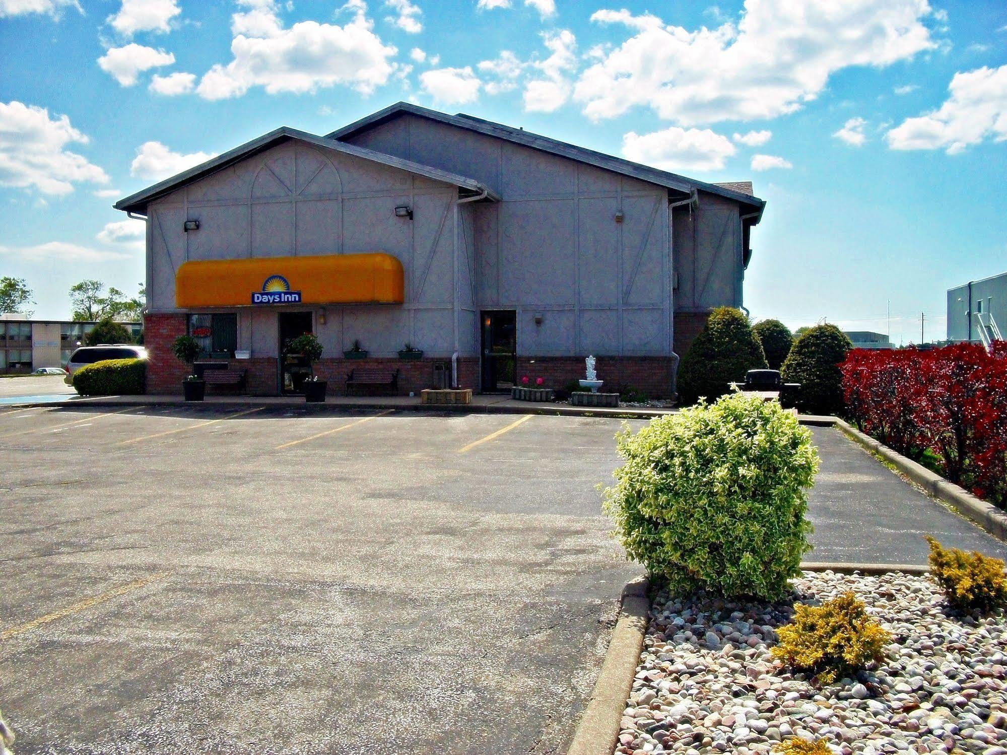 Wallaceburg Inn Bagian luar foto